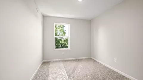 Bedroom - 10316 Mae Ct, Cincinnati, OH 45251 photo 4 of 14