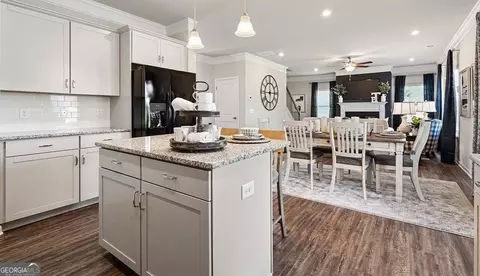 Kitchen - 299 Jagee Dr, Byron, GA 31008 photo 2 of 12