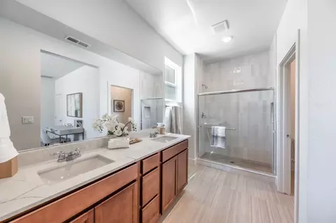 Bath - 735 Sun Mesa Dr, Sun Valley, NV 89433 photo 1 of 3