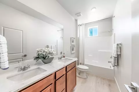 Bath - 735 Sun Mesa Dr, Sun Valley, NV 89433 photo 3 of 3