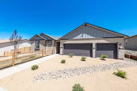 735 Sun Mesa Dr, Sun Valley, NV 89433