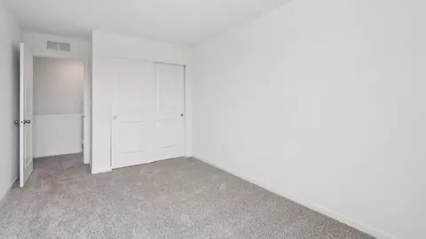 Bedroom - 2301 Legacy Pointe Blvd, Plainfield, IL 60586 photo 9 of 13