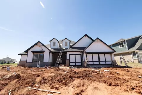 5601 Prickly Wild Way, Edmond, OK 73034