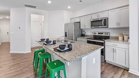Kitchen - 706 Embark Cir, Greer, SC 29651 photo 2 of 10