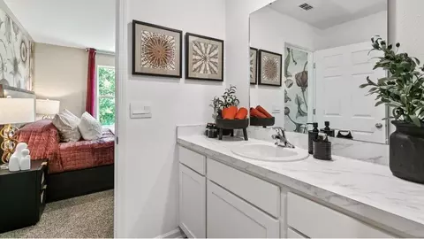 Bath - 53 Ayamonte Rd, Saint Augustine, FL 32084 photo 2 of 5