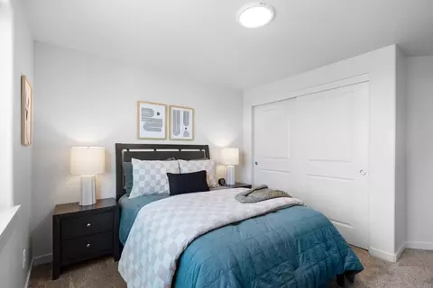 Bedroom - Strong Road, Spokane, WA 99208 photo 3 of 11