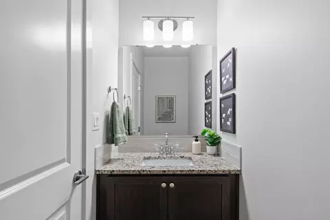 Bath - Strong Road, Spokane, WA 99208 photo 1 of 7