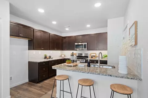 Kitchen - Strong Road, Spokane, WA 99208 photo 1 of 6