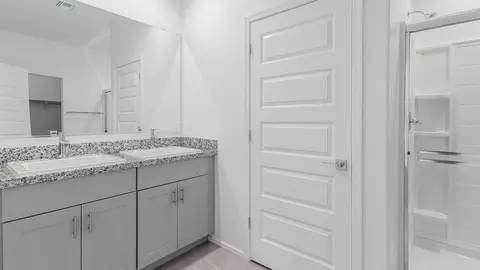 Bath - 3985 E Market St, Tucson, AZ 85706 photo 1 of 11
