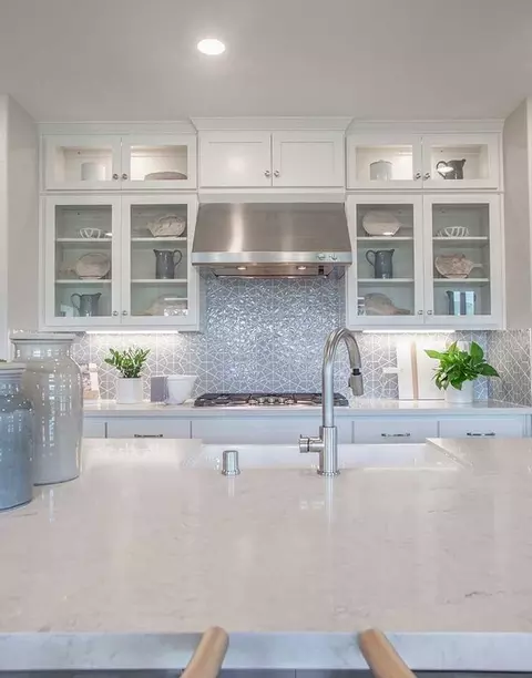 Kitchen - 2441 Cinnabar Dr, Fairfield, CA 94533 photo 8 of 12