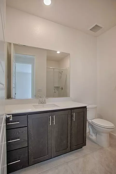 Bath - 2441 Cinnabar Dr, Fairfield, CA 94533 photo 1 of 17