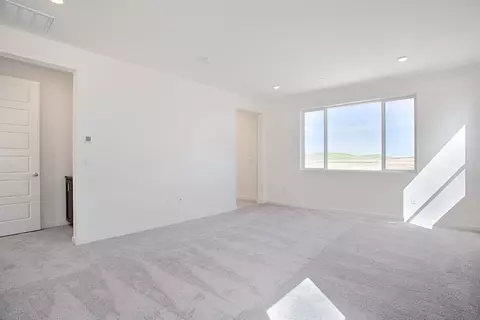 Bedroom - 2441 Cinnabar Dr, Fairfield, CA 94533 photo 5 of 18