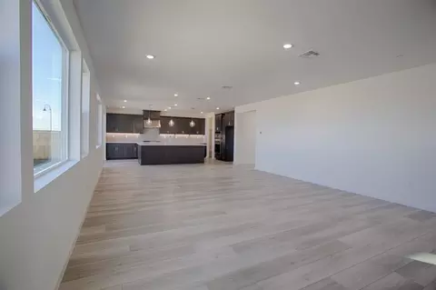 Living - 2441 Cinnabar Dr, Fairfield, CA 94533 photo 5 of 9