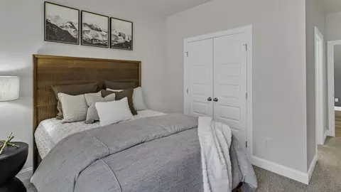 Bedroom - 7045 Regency Ln SE, Gurley, AL 35748 photo 20 of 23