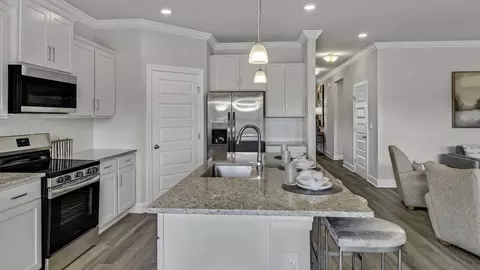 Kitchen - 7045 Regency Ln SE, Gurley, AL 35748 photo 4 of 5