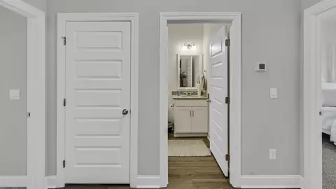 Entry Way - 7045 Regency Ln SE, Gurley, AL 35748 photo 8 of 12