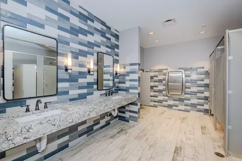 Bath - 307 Barbosa Trl, Saint Augustine, FL 32095 photo 1 of 4