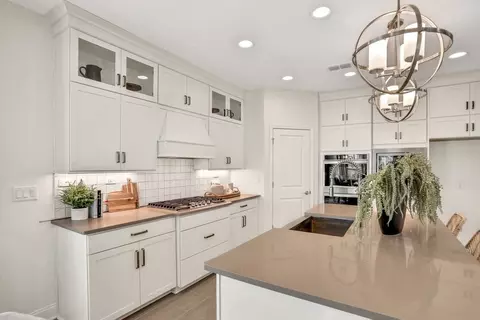 Kitchen - 307 Barbosa Trl, Saint Augustine, FL 32095 photo 2 of 3