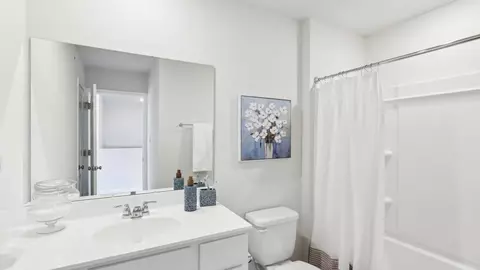 Bath - 100 Union Way, Harmony, PA 16037 photo 2 of 2