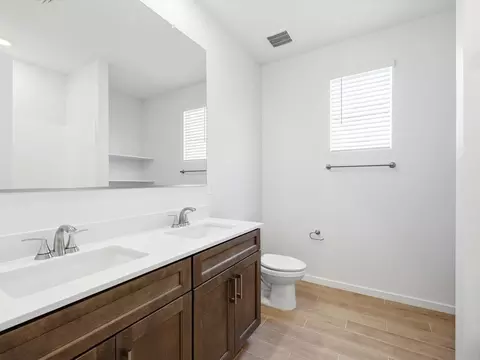 Bath - 291 W Rock Needle Trl, Apache Junction, AZ 85120 photo 3 of 5