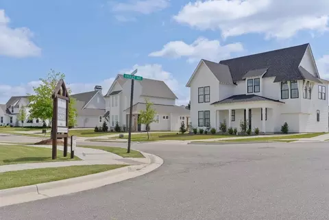 Exterior - 227 Everley Ave, Pike Road, AL 36064 photo 5 of 14