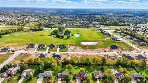 View/Area - 4914 Aspen Dr, Hamilton, OH 45011 photo 9 of 11
