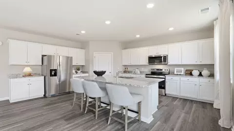 Kitchen - 4510 Christopher Pl, Penn Laird, VA 22846 photo 2 of 4