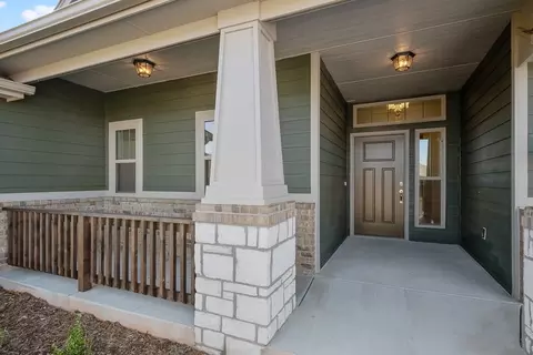 Exterior - 16140 Tall Grass Dr, Moore, OK 73170 photo 5 of 11