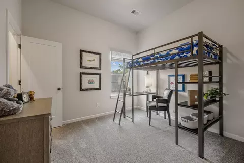 Bedroom - 16140 Tall Grass Dr, Moore, OK 73170 photo 6 of 8