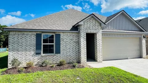 105 Countrywood Ct, Duson, LA 70529
