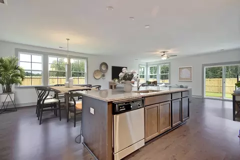 Kitchen - 732 8th Ave N, Myrtle Beach, SC 29588 photo 6 of 6