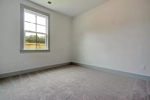 Bedroom - 732 8th Ave N, Myrtle Beach, SC 29588 photo 4 of 8