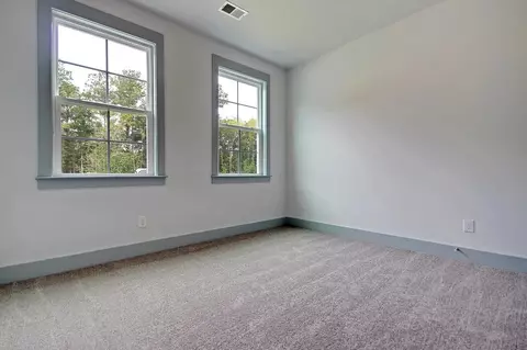 Bedroom - 732 8th Ave N, Myrtle Beach, SC 29588 photo 1 of 8
