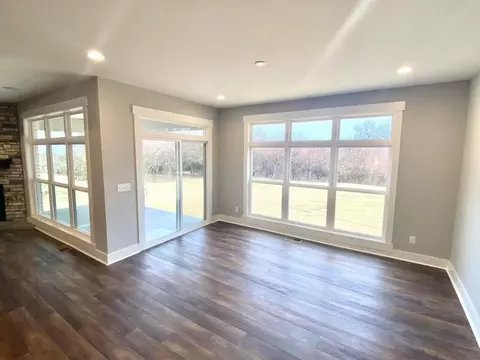 Living - 200 Shyla Ct, Monroe, OH 45050 photo 2 of 2