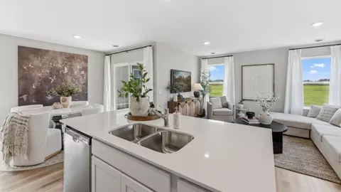 Kitchen - 1083 Shoreview Dr, Jordan, MN 55352 photo 1 of 8