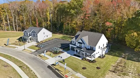 View/Area - 1102 Wharf Hill Dr, Smithfield, VA 23430 photo 2 of 2