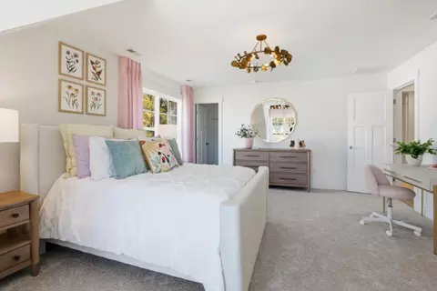 Bedroom - 1102 Wharf Hill Dr, Smithfield, VA 23430 photo 12 of 12