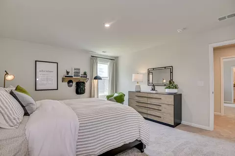 Bedroom - 3820 Alligator Rd, Florence, SC 29501 photo 6 of 16