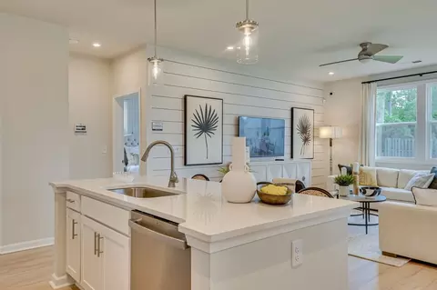 Kitchen - 3820 Alligator Rd, Florence, SC 29501 photo 4 of 5
