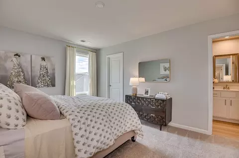 Bedroom - 3820 Alligator Rd, Florence, SC 29501 photo 9 of 16