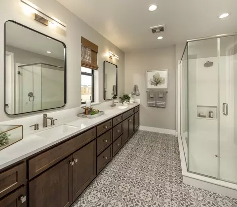 Bath - 98 8th St, Marina, CA 93933 photo 1 of 3