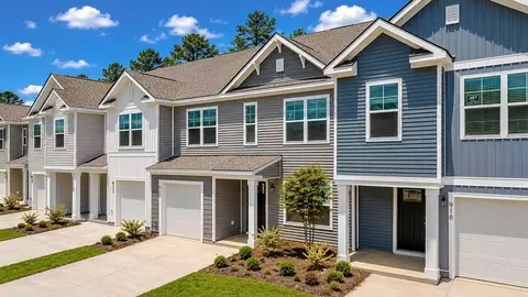 866 Long Bluff Rd, Summerville, SC 29486