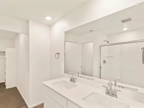 6691 Roundtail Way, Colorado Springs, CO 80925