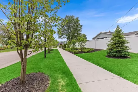 View/Area - 10883 Verdant Dr, Allendale, MI 49401 photo 3 of 8