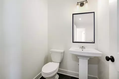 Bath - 10883 Verdant Dr, Allendale, MI 49401 photo 1 of 5