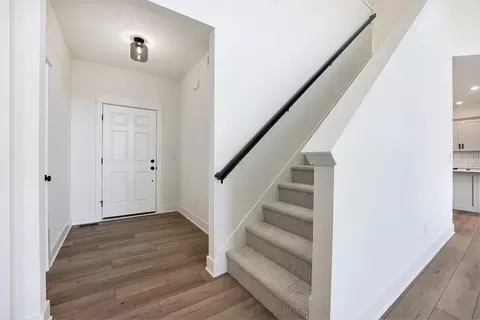 Entry Way - 10883 Verdant Dr, Allendale, MI 49401 photo 1 of 3