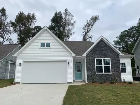 Exterior - 502 Midsummer St, Aberdeen, NC 28315 photo 5 of 9