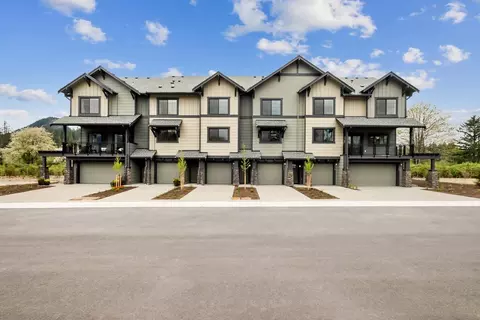 1943 SE 12th St, North Bend, WA 98045