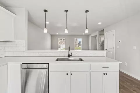 Kitchen - 13875 Kaleidoscope Dr, Dewitt, MI 48820 photo 1 of 6