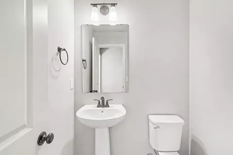 Bath - 13875 Kaleidoscope Dr, Dewitt, MI 48820 photo 1 of 4